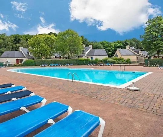 Cottage Cosy Du Golf Avec Piscine Ploemel Frankrike